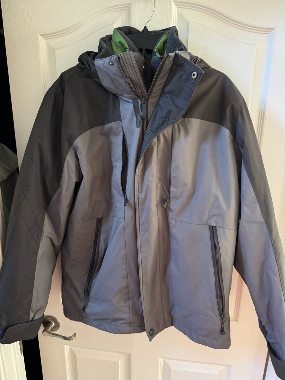 ZeroXposur Men's Gray and Black Waterproof Winter Jacket